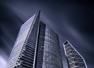 Reformy edukacyjne i polityka oświatowa