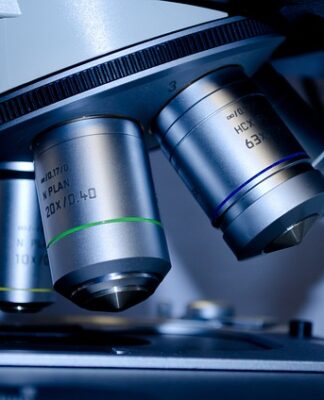 Czy warto iść na studia logistyczne?